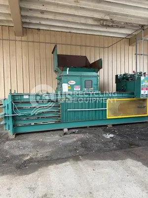 Used HARRIS HL-60M WIDE MOUTH, CLOSED DOOR HORIZONTAL BALER Balers Texas US | US Recycling Equipment #889426