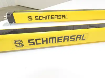 Schmersal SLC440COM-ER-1450-14 Safety Light Curtain Receiver/Transmitter Set