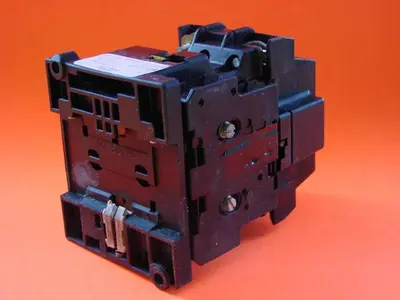 USED SIEMENS 3TC4417-0B