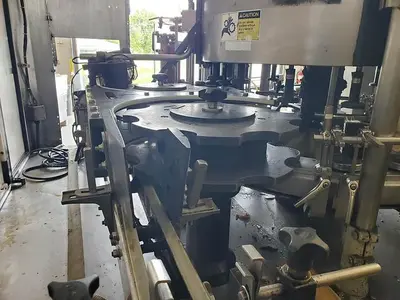 USED 1993 KRONES STARMATIC 16 STATION ROTART LABLER