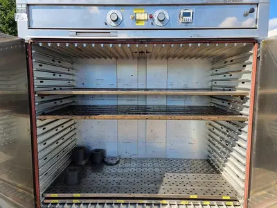 USED MEMMERT OVEN