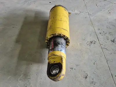 HD785-5LC Rear Suspension Assembly