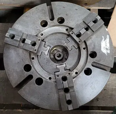 USED SKINNER CHUCK CO 15" - 3 JAW CHUCK