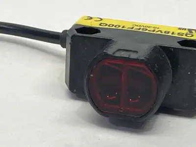 USED BANNER ENGINEERING PHOTOELECTRIC SENSOR MALE M8 4-PIN 71885