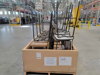 USED 2018 BY THE GLASS F811630