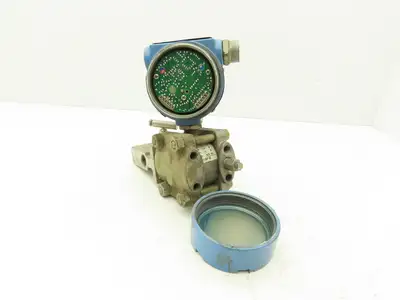 Rosemount M-618SCT316SS 1151GP6E22B1DF Pressure Transmitter 45VDC 100PSI & Valve