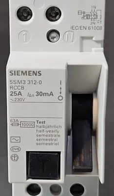 Siemens 5SM3 312-0 Circuit Breaker (BIN423)