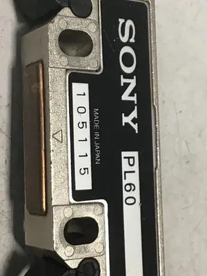 USED SONY PL60