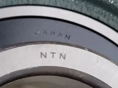 NEW NTN UC211-200
