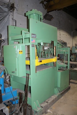 Machine Technologies 100 Ton Hydraulic Down Acting