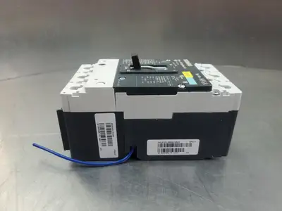 USED Siemens HFX3B200 CIRCUIT BREAKER, 200A, 220-690V