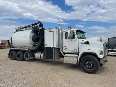 2023 KAISER PREMIER CV100T Hydro Excavator | American Contractors Equipment Supply (1)