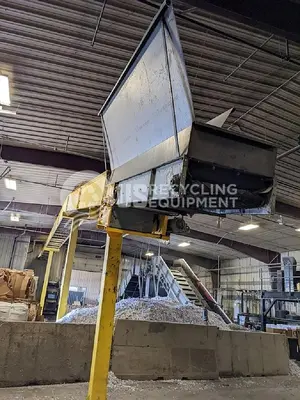 Unknown Manufacturer: Used 114' Horizontal Conveyor