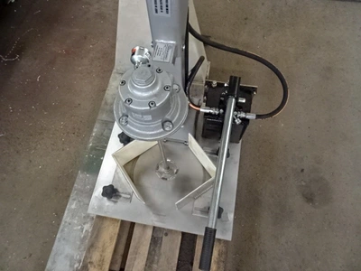Rigal-Bennett Lab Saw Tooth Air Mixer