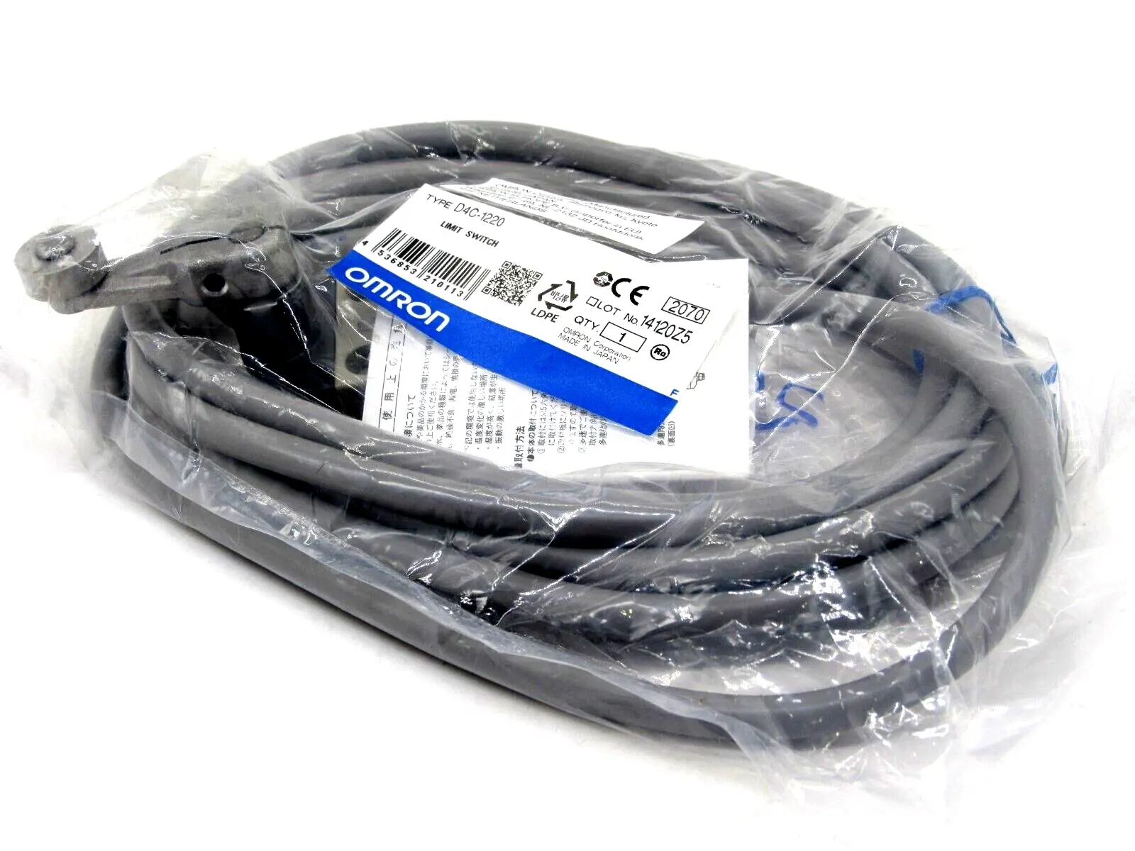 NEW OMRON D4C-1220 LIMIT SWITCH D4C1220