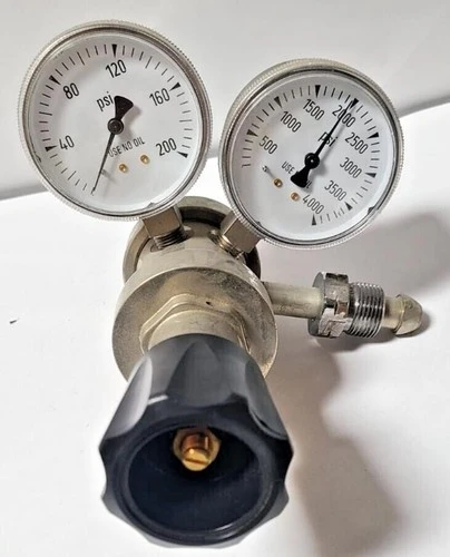Used Airgas 768768678676546867867 Regulators California US | Amiron Machinery #722907