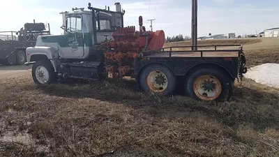 USED 1982 MACK RS686L ST TANDEM AXLE OILFIELD PUMP / KILL TRUCK