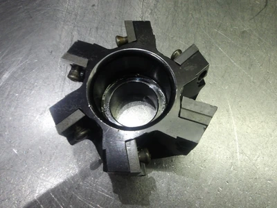 Kennametal 3" Indexable Facemill 1" Arbor KSSISR300SD530M4 (LOC2699A)