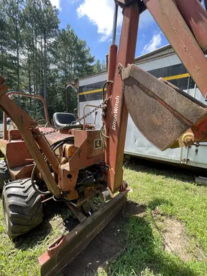 Used 1998 DITCH WITCH 4010DD TRENCHER/ BACKHOE Trenchers Virginia US | Proxy Equipment #1378389