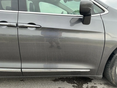 USED 2019 CHRYSLER PACIFICA