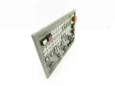 Okuma MPN7000M-S HMI Operator Interface Push Button Panel E0105-566-103-3