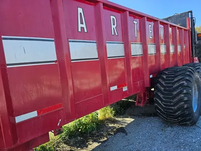 ARTEX SB700 Manure Spreaders | Iron Listing (2)
