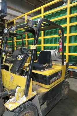 USED 1992 CAT V50E