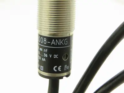 IFM Efector IG5932 Proximity Sensor Switch Capacitive 18mm IGA3008-ANKG Lot of 2