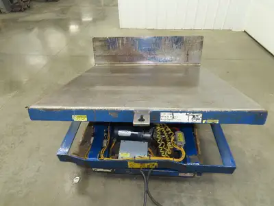 Used VESTIL _UNKNOWN_ Misc Lifts Indiana US | Arrow Industrial #1408596