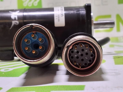 YASKAWA SGMAH-01AAA61D-0Y AC SERVO MOTOR