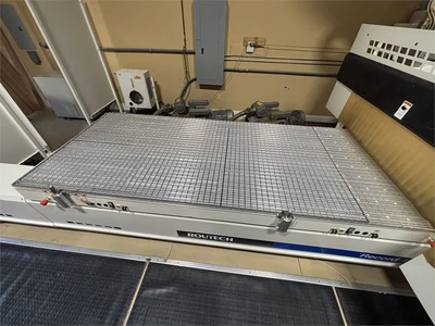 USED 2005 SCM ROUTECH "RECORD125"