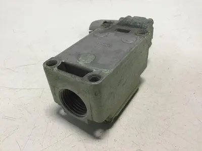 USED OMRON WLCA2-2