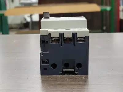 Used SIEMENS 3VU1300-1MG00 Switchgears British Columbia CA | Lenmark #242759