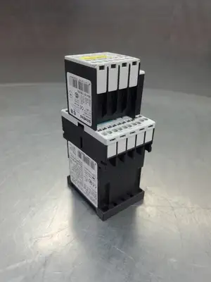 Contactor 3RT10162BB42 Contactor w/3RH19112FA22 Block. 4E51
