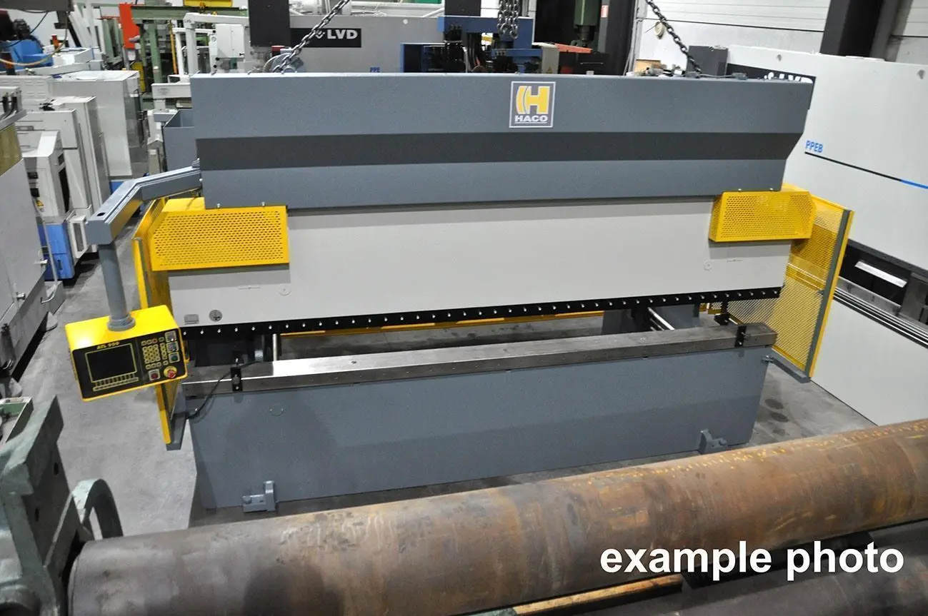 USED HACO PPM 220 TON X 3100 MM CNC