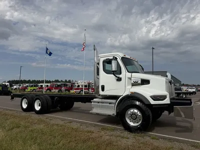 New | in-Stock 2025 WESTERN STAR 4900 Box trucks Minnesota US | Carco Truck & Equipment #1520079