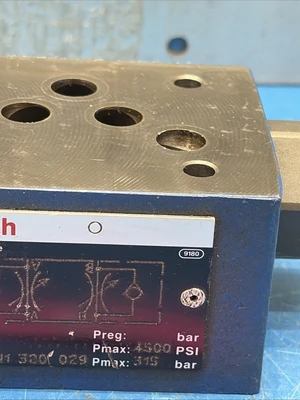USED Rexroth 0811320029