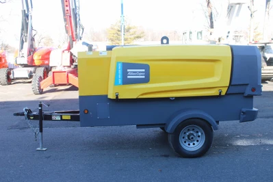 Used 2024 ATLAS COPCO XAS400-200 PACE Rotary Screw & Sliding Vane Air Compressors Pennsylvania US | National Lift Equipment #1382555