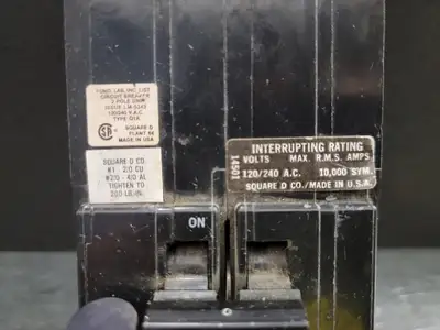 USED SQUARE D Q12150