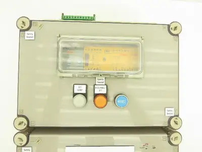 Moeller SB 8710 / SLS0777D Safety Lockout System Controlbox 230V 50/60Hz 6A