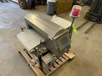 USED LOMA SYSTEMS METAL DETECTOR IQ3