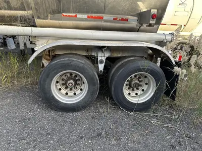 Used 1986 STAINLESS TANK & EQUIPMENT _UNKNOWN_ Tanker Trailers Indiana US | Lakeshore Equipment Sales #1546608