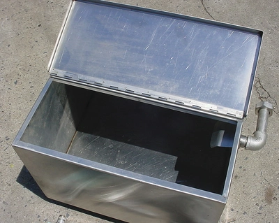 USED 30 GALLON FILL SUPPLY TANK 30 GALLON