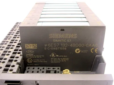 USED SIEMENS 6ES7132-4BD00-0AA0 S7 PLC WITH I/O CARDS TME-15S24-01