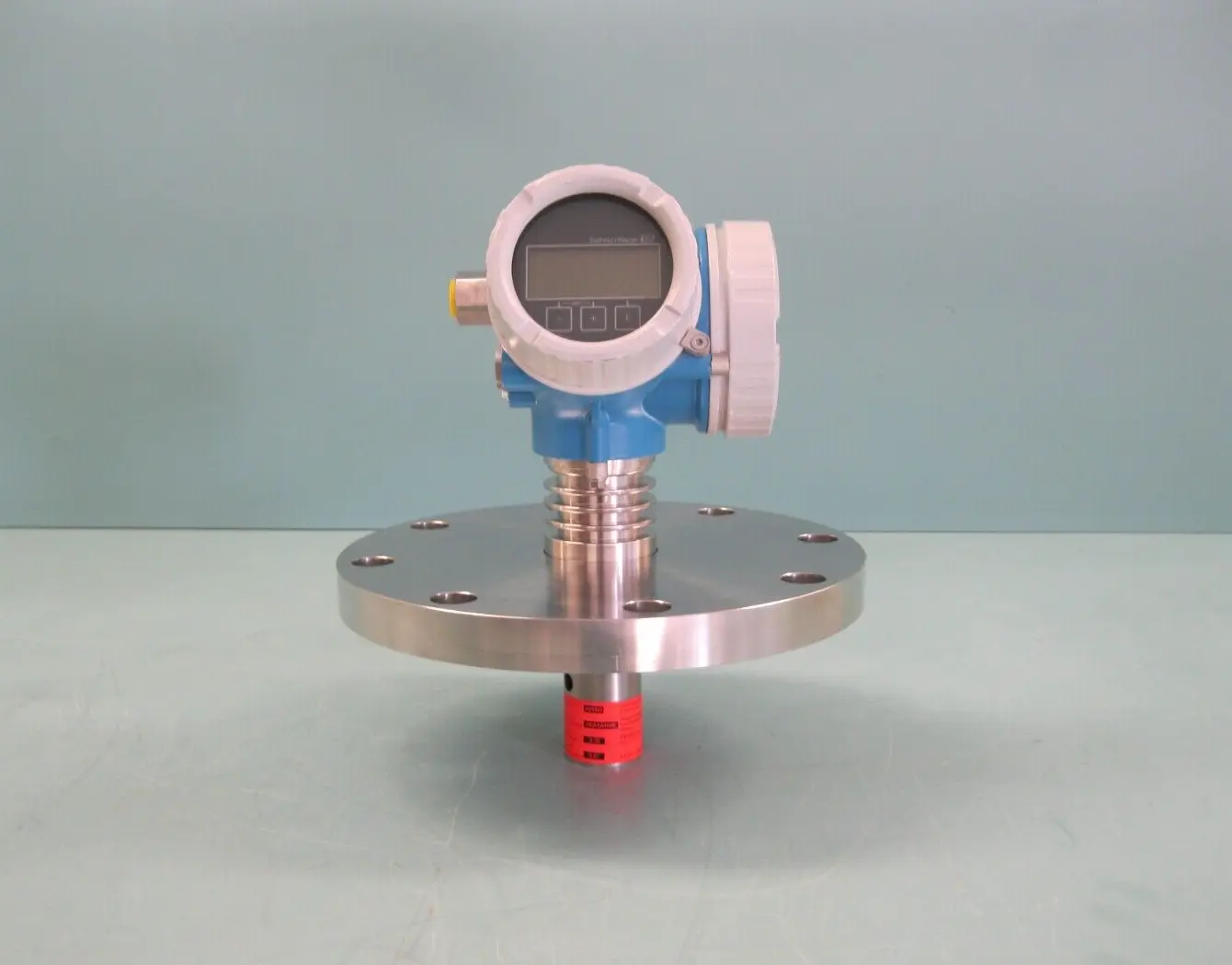 NEW Endress Hauser FMP51-FDACCDUBA4YYYJAZ1+JAZ1