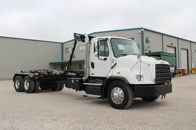 Used 2017 FREIGHTLINER 114SD Hooklifts & Roll-Offs Texas US | Roll Off Truck World #1491802