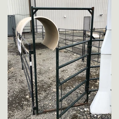 8 ft. Diameter Fiber-Composite Livestock Shelter