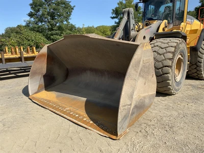 Used 2016 VOLVO L220H Wheel Loaders | Abele Tractor #1342932