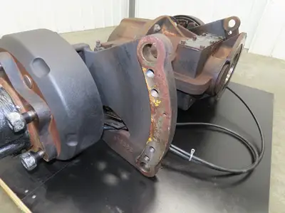 Yale Forklift Front Dual Wheel Drive Axle Assembly 6-Lug Off ERC100HHN48TV096