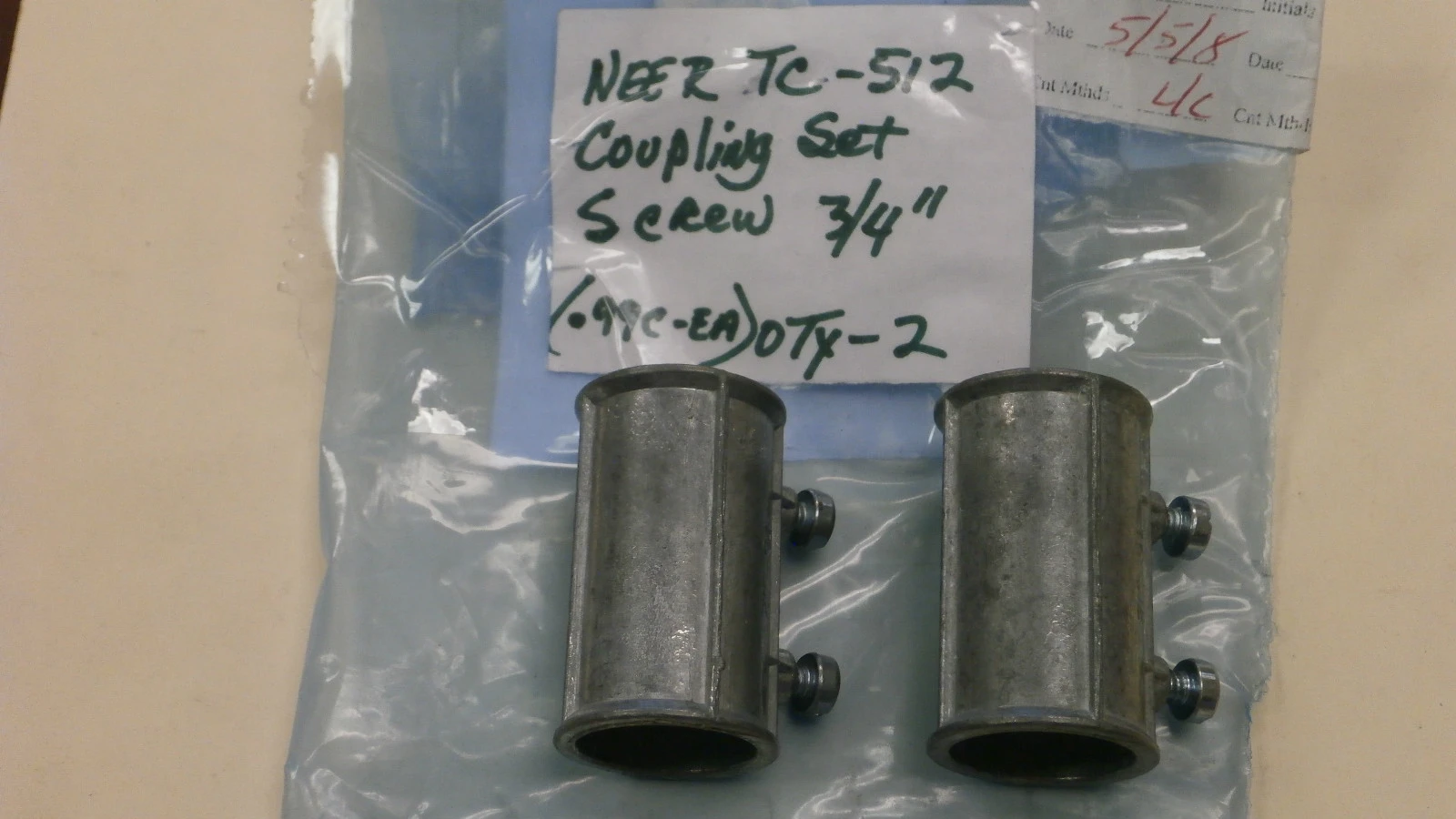 Used TC-512 2-Screw 3/4" NEER Coupling Set (QTY 2)